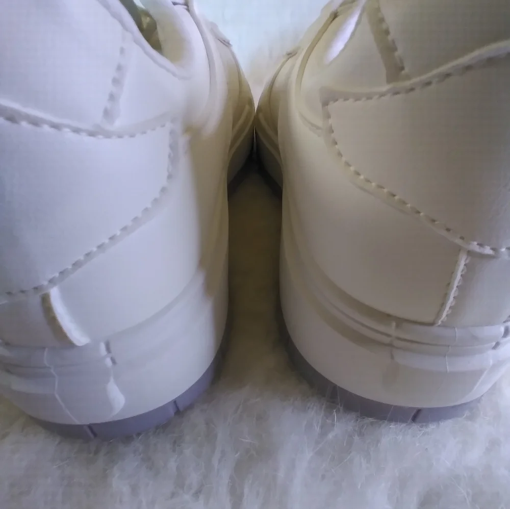 Prettylittlething white contrast sole chunky platform trainers sneakers size 7